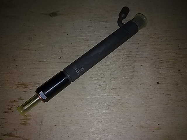 Форсунка топливная 6CT 3938431 0432191343 C+