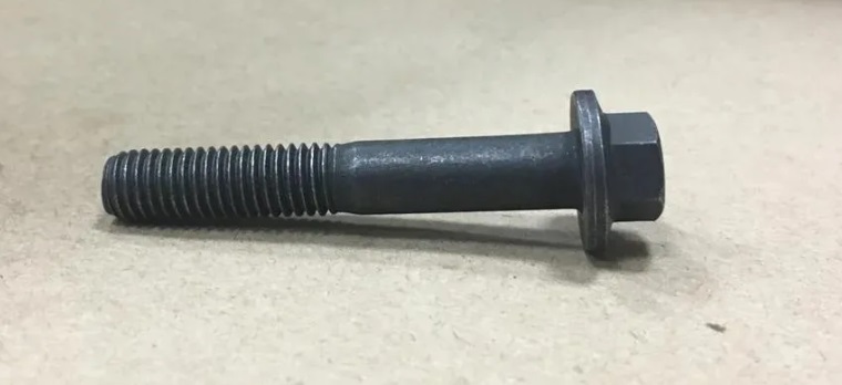Болт крепления  коромысла ISF 2.8, ISF 3.8 3925402 3900633 (M8X1, 25X50) С+