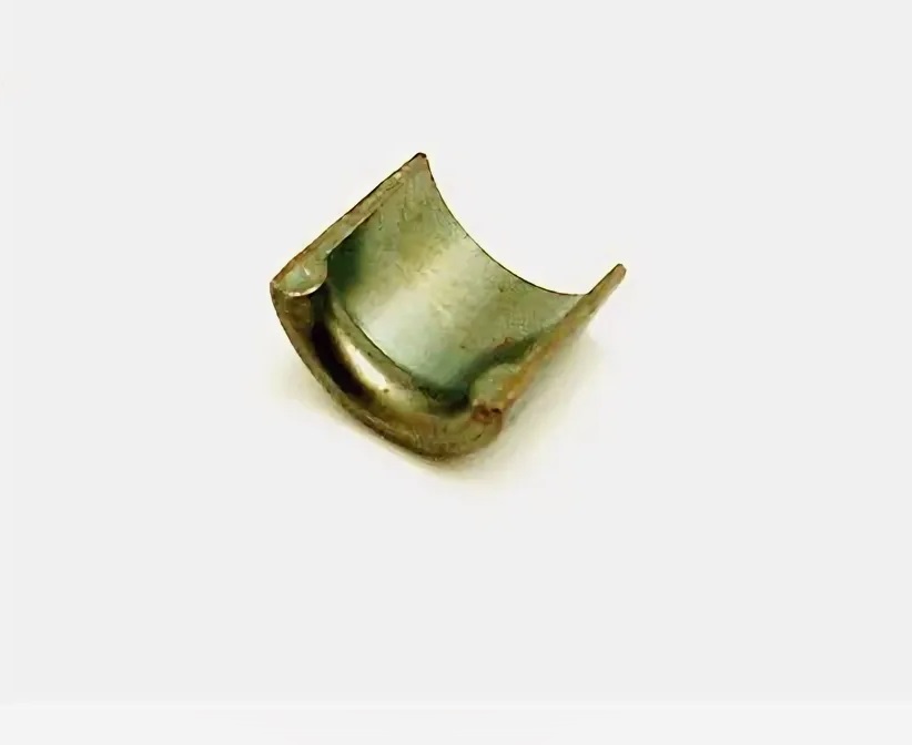 Сухарь клапана 6CT 8.3 3901177 C+