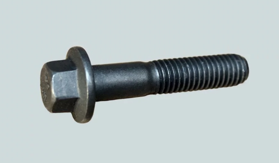 Болт топливного насоса ISF 2.8  (М8х1,25х40) (Cummins) 3900678 ORIGINAL